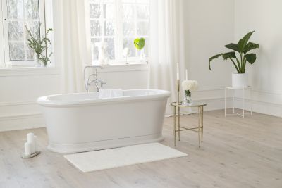 Relaxing Bathtub Niche